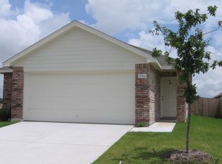 8911 Valley River Dr, Fort Worth, TX 76244