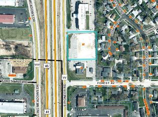 37 N Pioneer Rd, Fond Du Lac, WI 54935