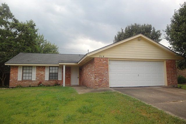 1st image of 514 Oleander St
