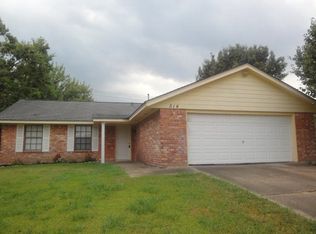 514 Oleander St, Lake Jackson, TX 77566