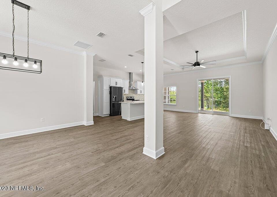 1st image of 2557 CAULEY Lane