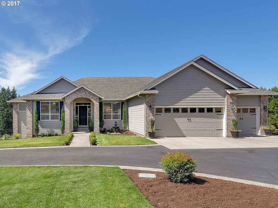 1st image of 22820 NE 185th Cir
