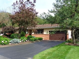 23 Nicholas Dr, Albany, NY 12205