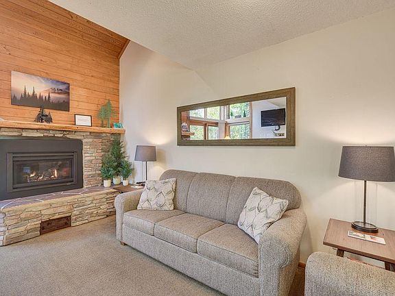 4th image of 528 Moose Mountain Dr