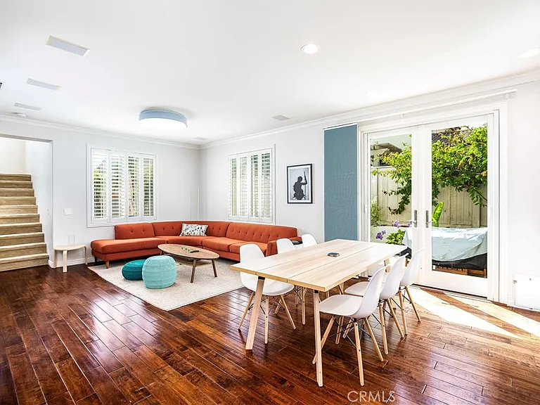 107 Waterman — Photo 1