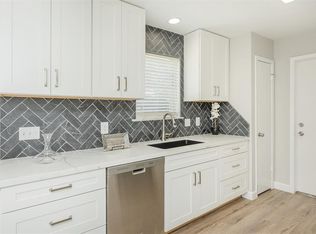 2780 Tallowood Dr, League City, TX 77573