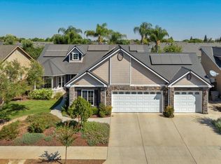 545 W Lester Ave, Clovis, CA