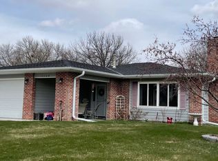 1108 1st Ave, Aurora, NE 68818