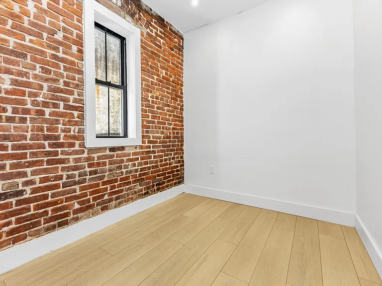 356 W 48th St #2A — Photo 15