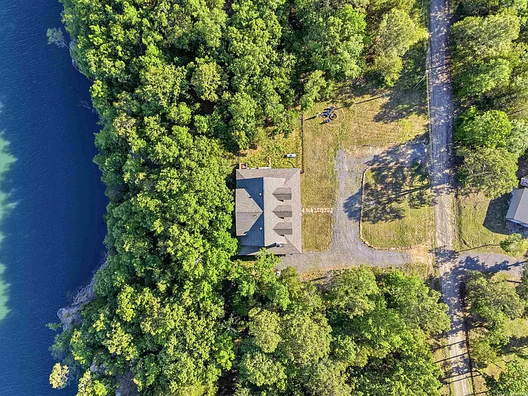 3247 Dug Hill Rd — Photo 4