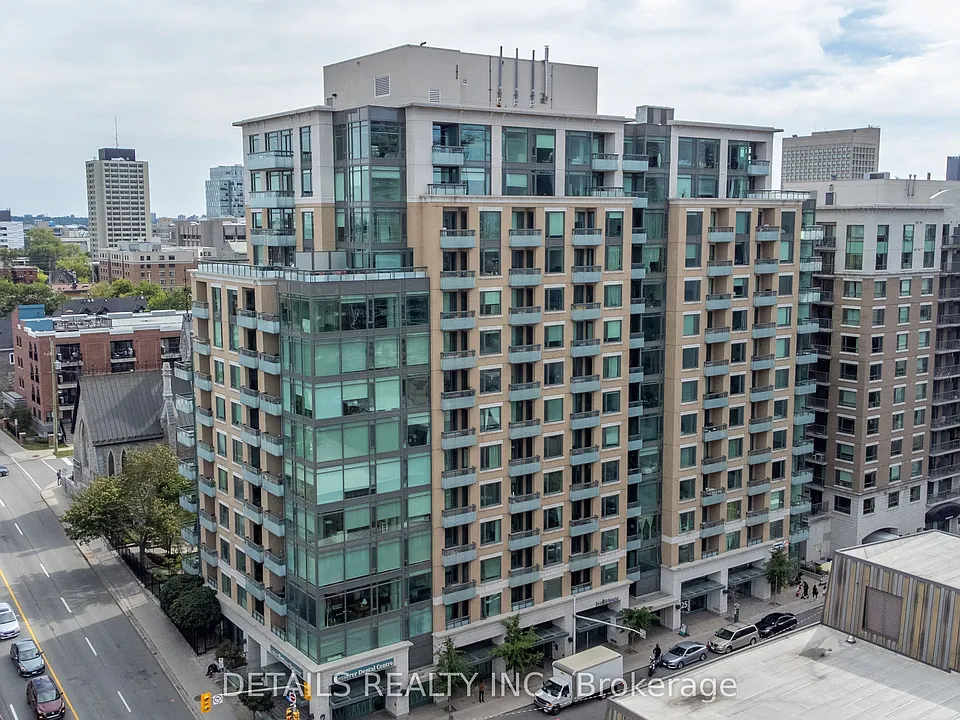 238 Besserer St #607