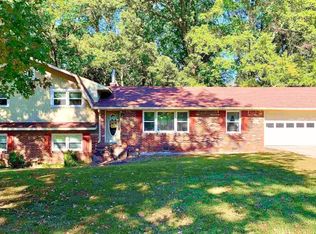 1038 Lake St, Bolivar, TN 38008