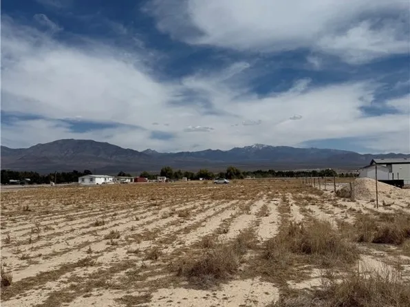 2420 N Lola Ln, Pahrump, NV 89060