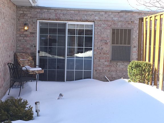 Patio off kitchen/dining