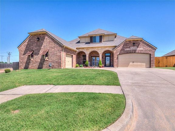 2nd image of 9637 SW 30th St