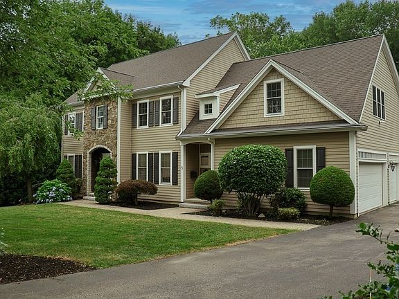 2nd image of 5 Merriam Ave
