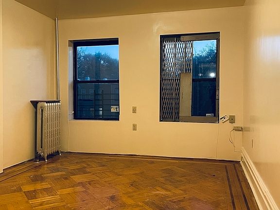 2nd image of 648 Prospect Pl APT 3L