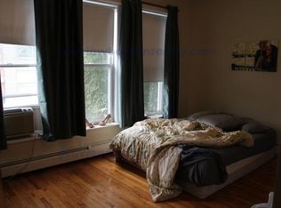 117 Elm St #T1, Newton, MA 02465