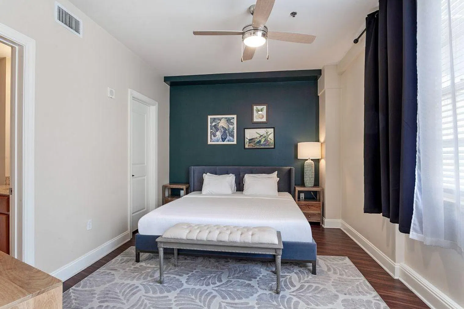 1 bed, 1.0 bath, 430 sqft, $4,298 — Photo 4