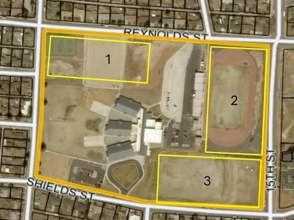 1223 E Shields St #2-3-1, Laramie, WY 82072