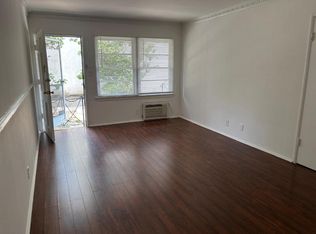 12101 Hoffman St #2, Studio City, CA 91604