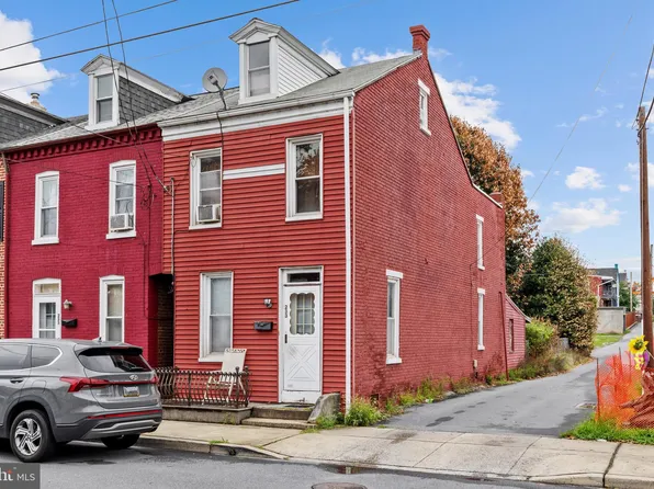 233 N 2nd St, Columbia, PA 17512