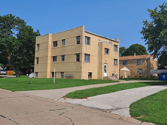 2nd image of 2025 21st St #4