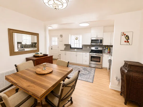 439 Lafayette Pl NE, Albuquerque, NM 87106