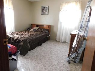 1012 E 5th St, Mountain View, MO 65548