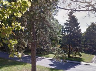 1 Riverview Ter, Springfield, MA 01108