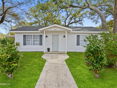 618 Saint Joseph St, Waveland, MS, 39576
