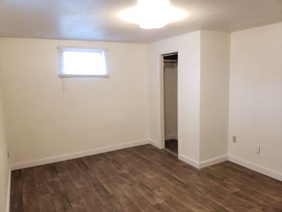 2nd image of 354 1/2 Foster Ln