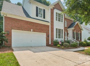 7613 Tarland Ln, Charlotte, NC 28269