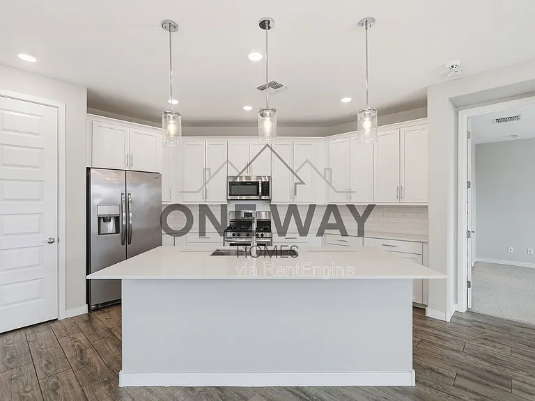 9836 E Red Giant Dr — Photo 13