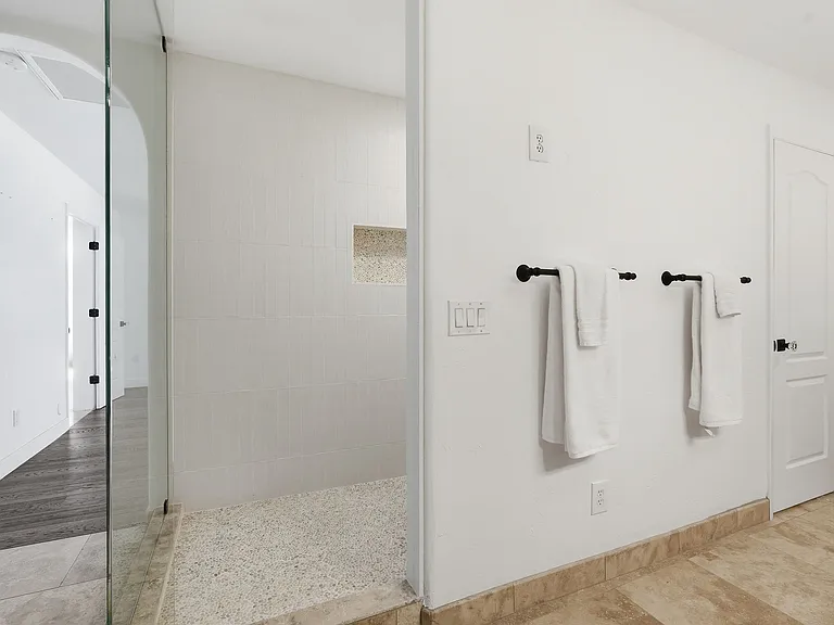 6300 E Cochise Ave — Photo 14