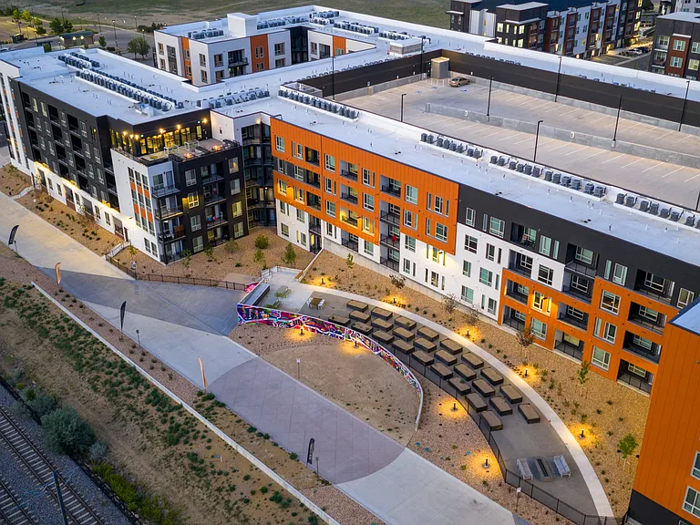 Legacy Metro 525 — Photo 74