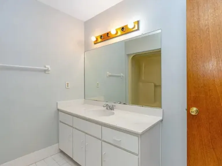 200 Florida Shores Blvd #200 — Photo 16