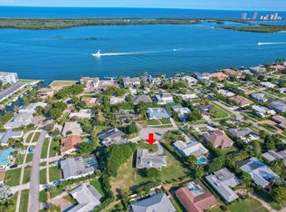 873 Fathom Ct, North Palm Beach, FL 33408