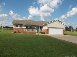 17076 E Clover Cir, Tahlequah, OK 74464