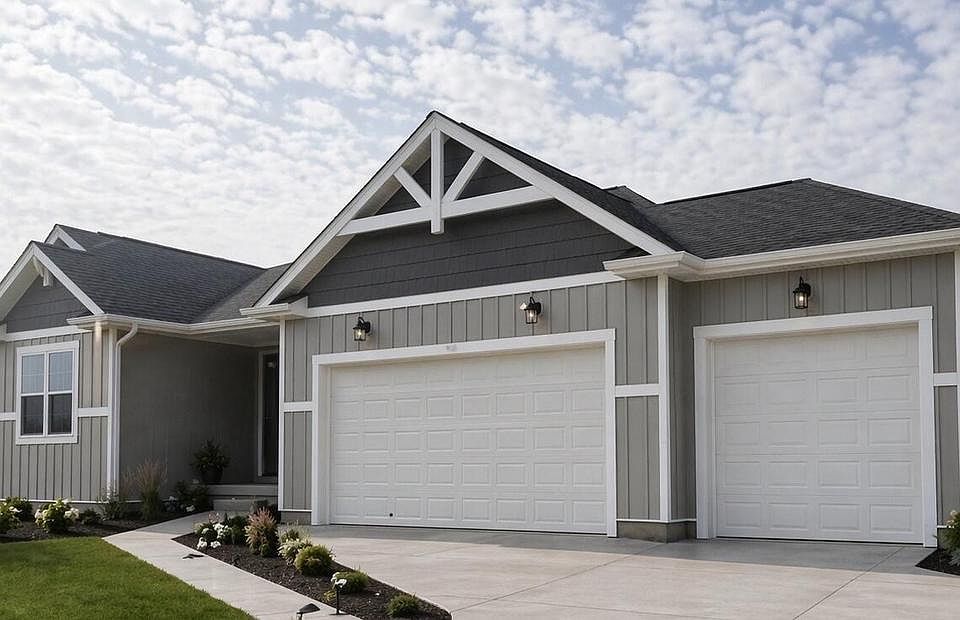 1st image of 1313 Peony PLACE