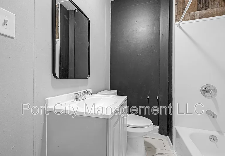 2813 Presbury St — Photo 15