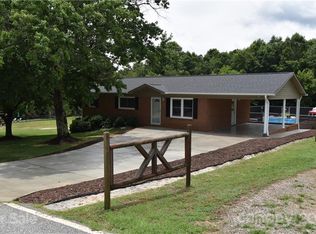 4231 Mountain View Cir, Lenoir, NC 28645