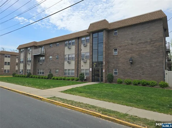 199 Bergen Tpke APT 1C, Ridgefield Park, NJ 07660