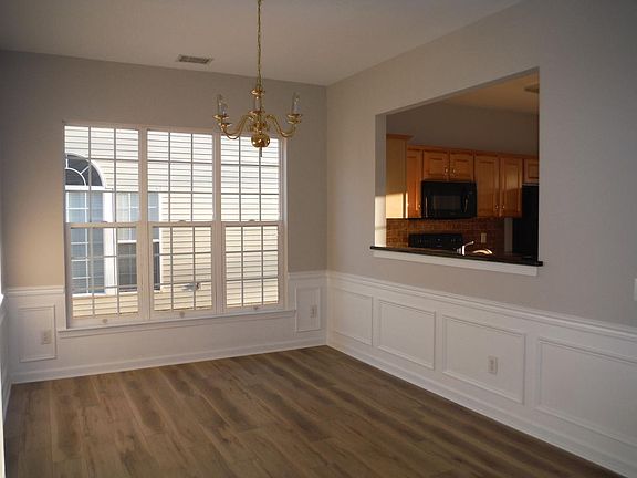 5th image of 8824 Heron Glen Dr