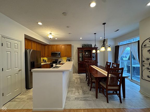 4th image of 7438 Jack Pine Ct