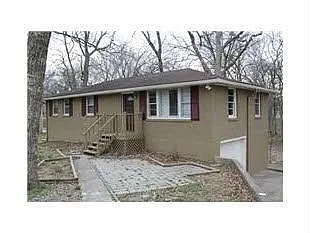 154 Cranwill Dr photo 1
