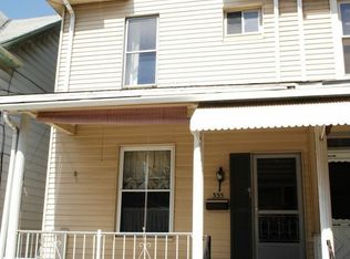 335 Locust St, Steelton, PA 17113