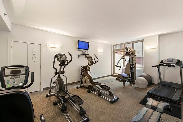 Rented by Bold New York | media 12