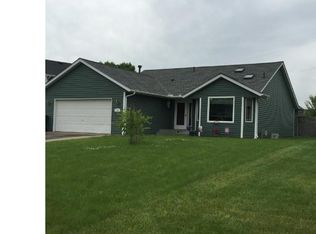 1747 Karis Way, Eagan, MN 55122