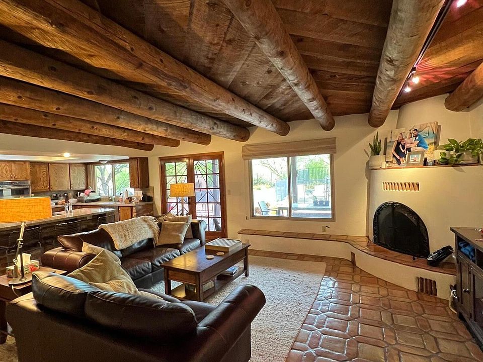 1st image of 5831 N Camino De La Sombra